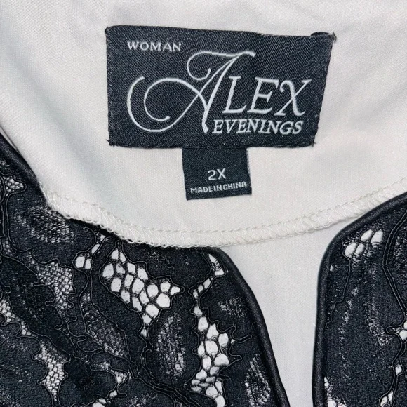 Alex Evenings Black Lace Zip-Front Jacket - Picture 4 of 5